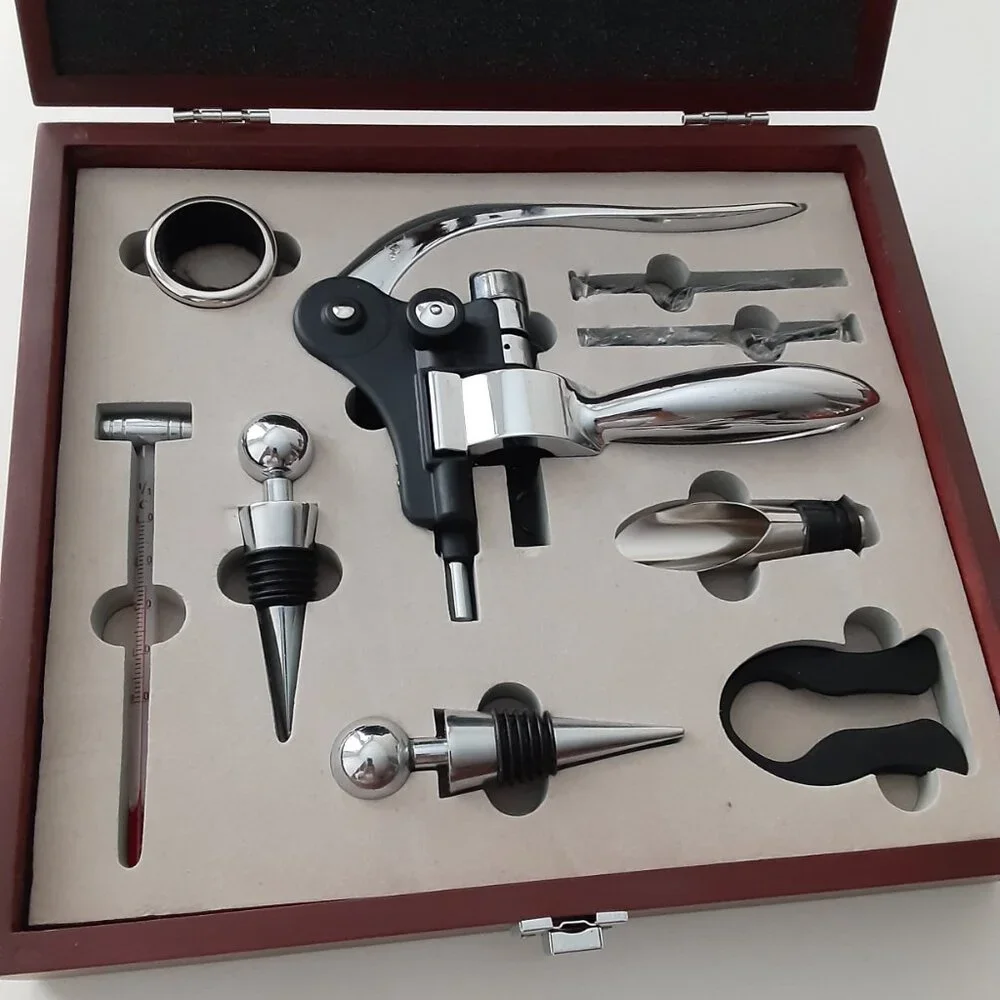Leeds -Fancy Wine opener Set 1400-86WD Executive Wine Collectors Set Woo…